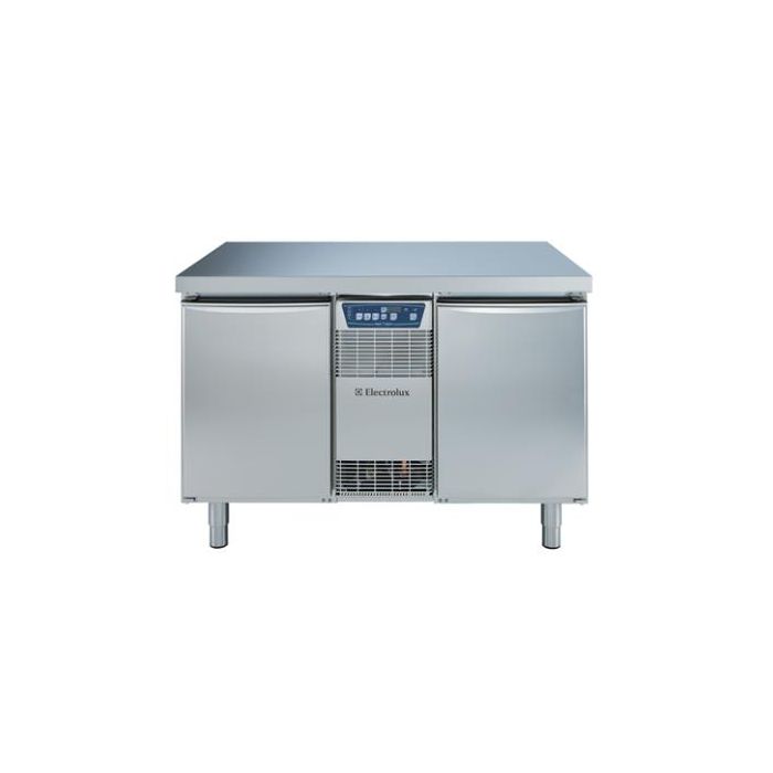 Electrolux 726583 Refrigerated Counter with SMART system. Capacity: 290 litres. 2 Doors. Model number: RCER2M2
