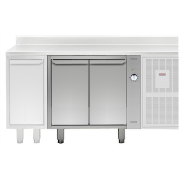 Electrolux 900 mm Hot Cupboard with Hinged Doors PNC 121831