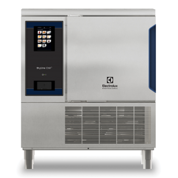 Electrolux 725583 SkyLine ChillS Blast Chiller-Freezer 6GN1/1 30/30 kg, left hinged door (R290)