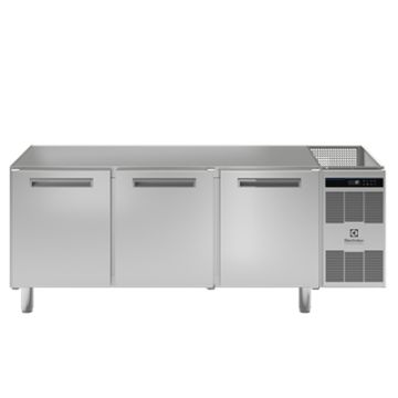 Electrolux 728975 Pastry and Bakery Line 3 Door Freezer Counter, -24&deg;/-10&deg;C, 600X400 grid, no top