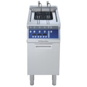 Electrolux 371083 700XP Single Tank/Well Freestanding Electronic Fryer 15 litre. Model number: E7FRED1GFP