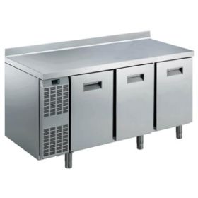 Electrolux 726188 Refrigerated Counter. Benefit Line 3 Doors with splashback. Model number: RCSN3M3U