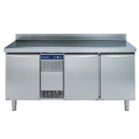 Electrolux 726581 Digital Undercounter Freezer with Splashback. Capacity: 440 litres. 3 Door. Model number: RCDF3M30U