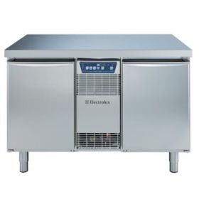 Electrolux 726583 Refrigerated Counter with SMART system. Capacity: 290 litres. 2 Doors. Model number: RCER2M2