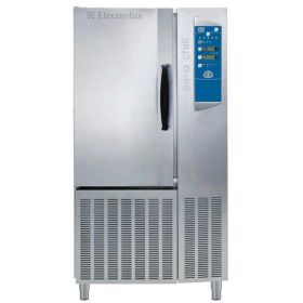 Electrolux 726749 Air-o-Chill Blast Chiller/Freezer. Holds 10 1/1GN. Capacity: 50KG. Model number: AOFP101C 