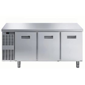 Electrolux 727010 Digital Undercounter Benefit Counter Freezer - 415 litre 3 Door Stainless steel. Model number: RCSF3M34
