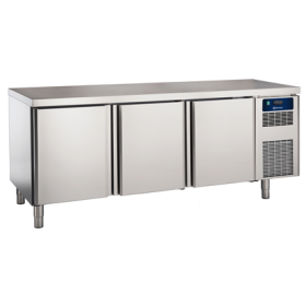 Electrolux 3 Door Refrigerated Counter, -2°/+7°C, 600X400 grid PNC 727645