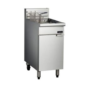 Blue Seal CF2 Gas Fryer with 18 Litre Capacity. Single Pan and Basket (Supplied with two baskets)