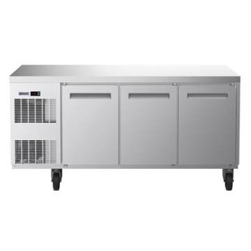 Electrolux Freezer Counter - 3 Door (R290) with wheels and UK plug PNC 710455