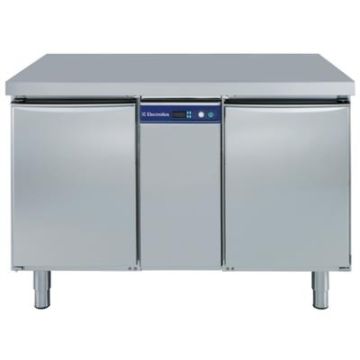 Electrolux 726556 Refrigerated Counter. Capacity: 290 litres. 2 Doors. Requires Remote Condenser. Model number: RCDR2M20R