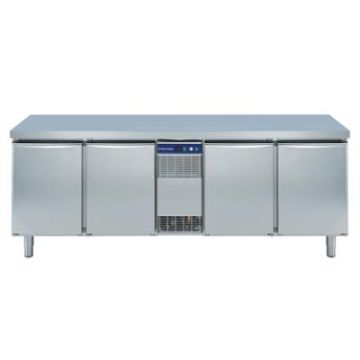 Electrolux 726571 Refrigerated Counter. Capacity: 590 litres. 4 Doors. Model number: RCDR4M40